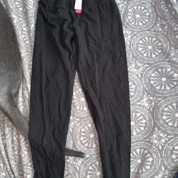 Clothes - Picture 1 of 1